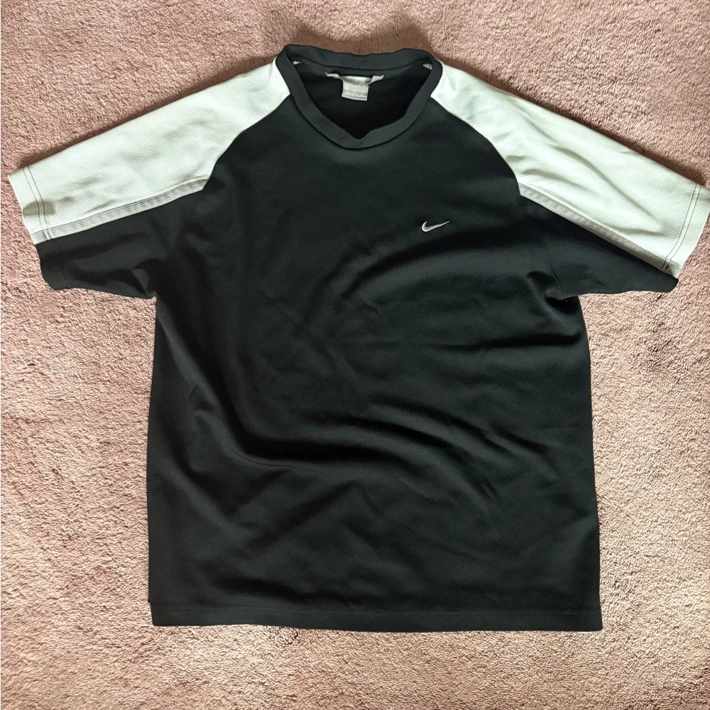 Nike Y2K Grey‎ Tag Men's Black and White Shirt